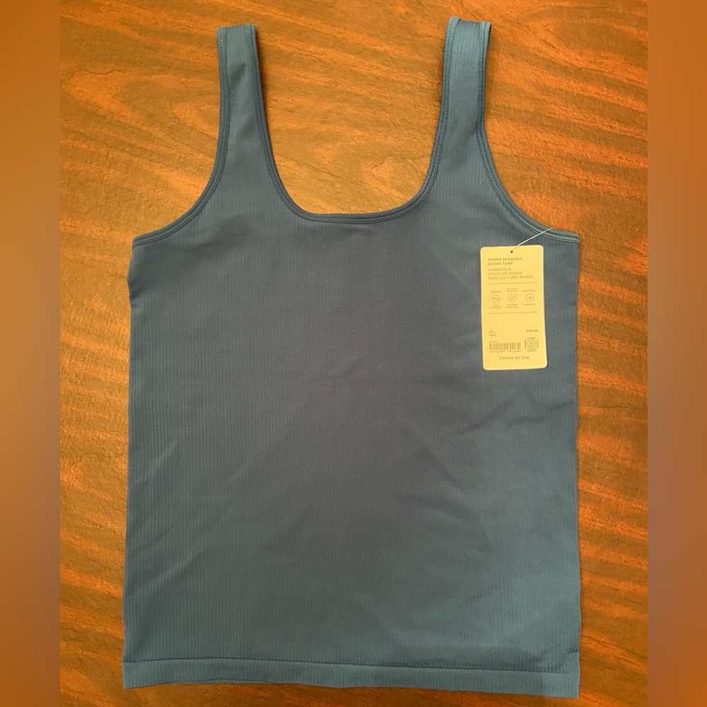 Athleta Renew Seamless Scoop Tank Teal blue NWT size large